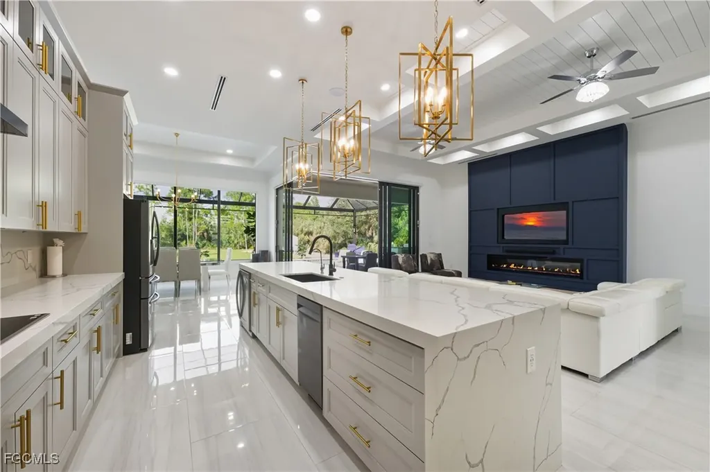 3219 White Boulevard Naples FL 34117