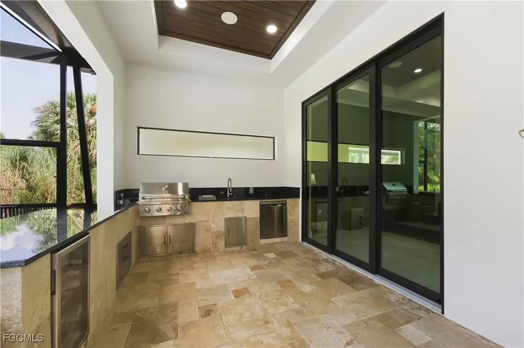 3219 White Boulevard Naples FL 34117