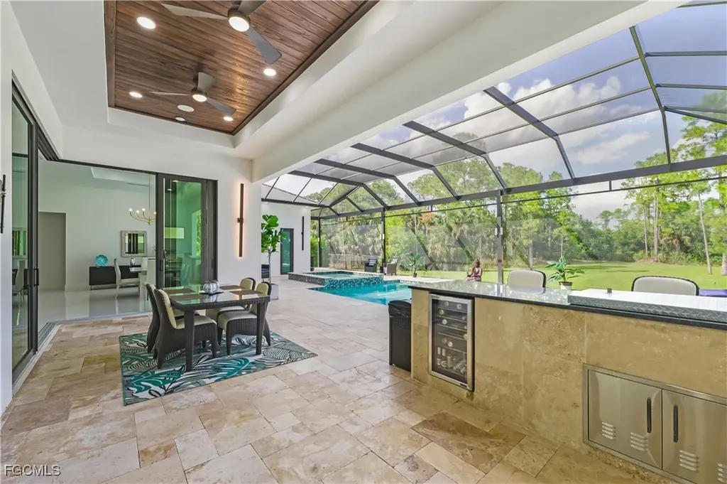 3219 White Boulevard Naples FL 34117