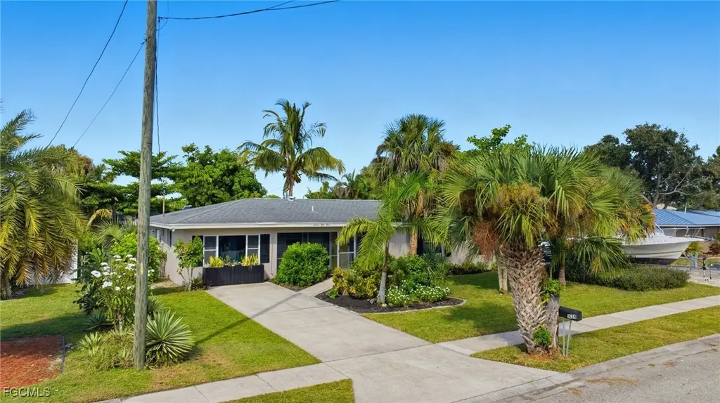 1654 Mansville Terrace North Fort Myers FL 33903
