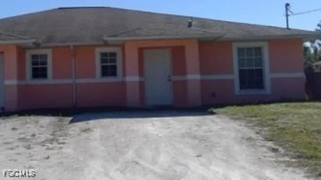111 W 12th Street Lehigh Acres FL 33972