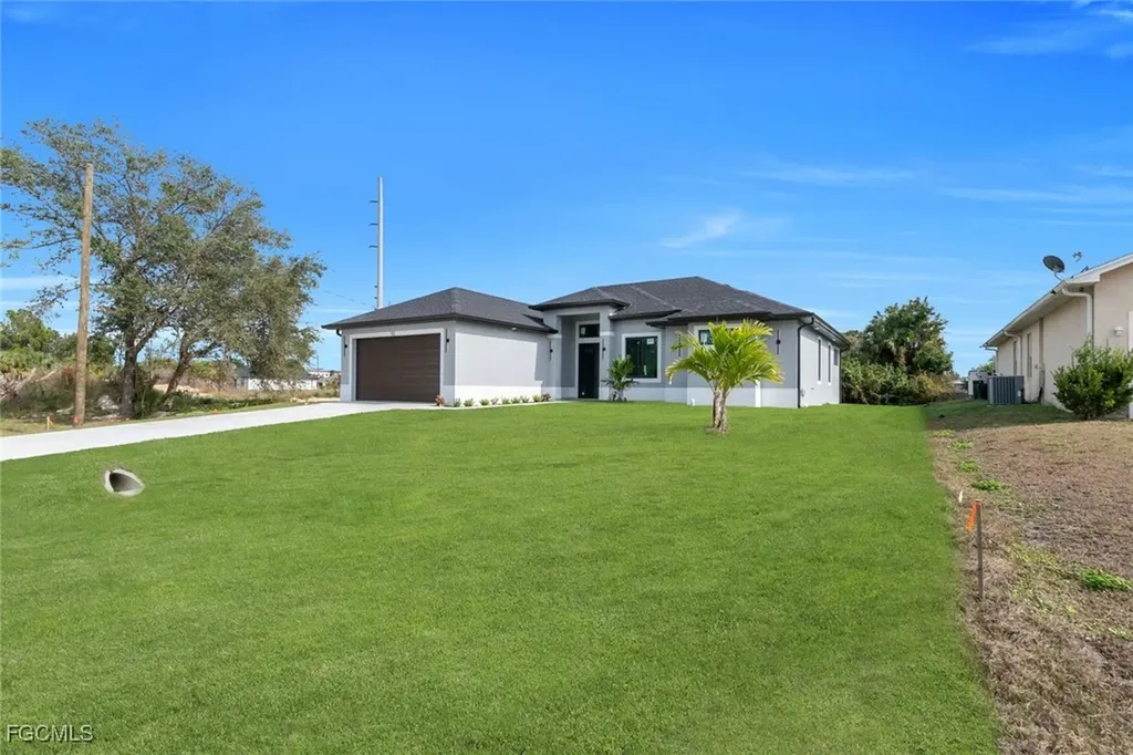 53 Susan Avenue S Lehigh Acres FL 33976