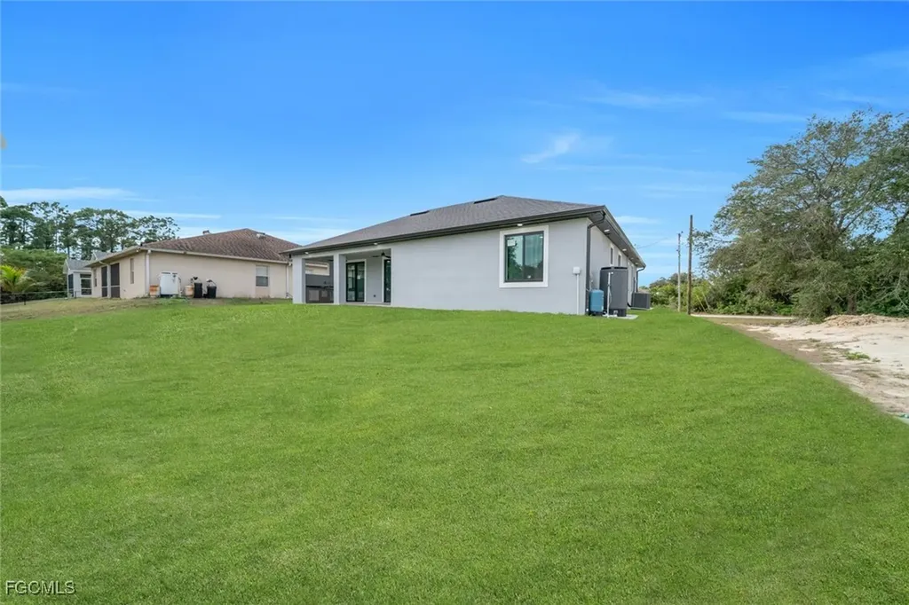 53 Susan Avenue S Lehigh Acres FL 33976