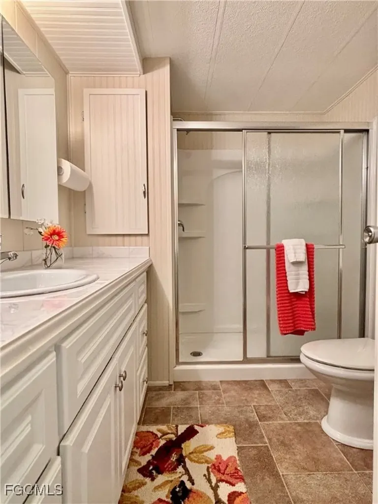 511 Pine Tree Court North Fort Myers FL 33917