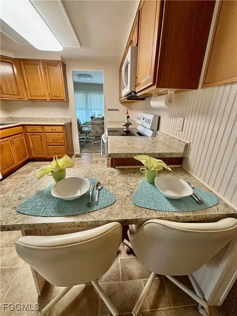 511 Pine Tree Court North Fort Myers FL 33917