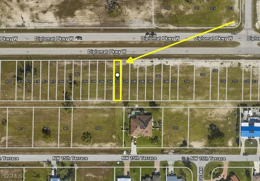 352 Diplomat Parkway W Cape Coral FL 33993