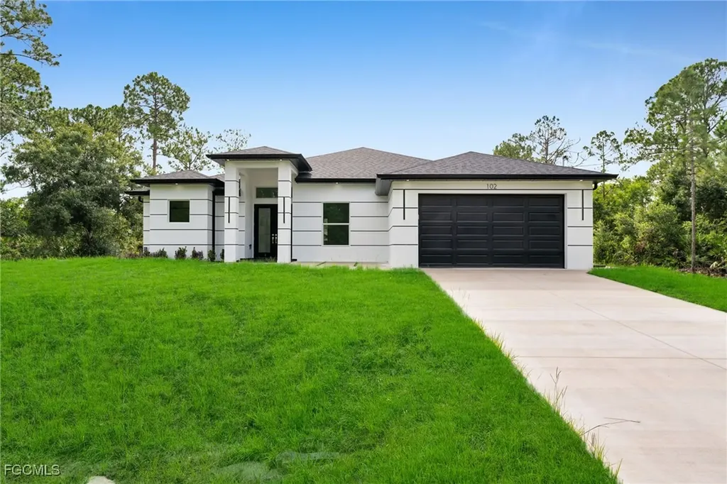 1019 Moore Avenue Lehigh Acres FL 33972
