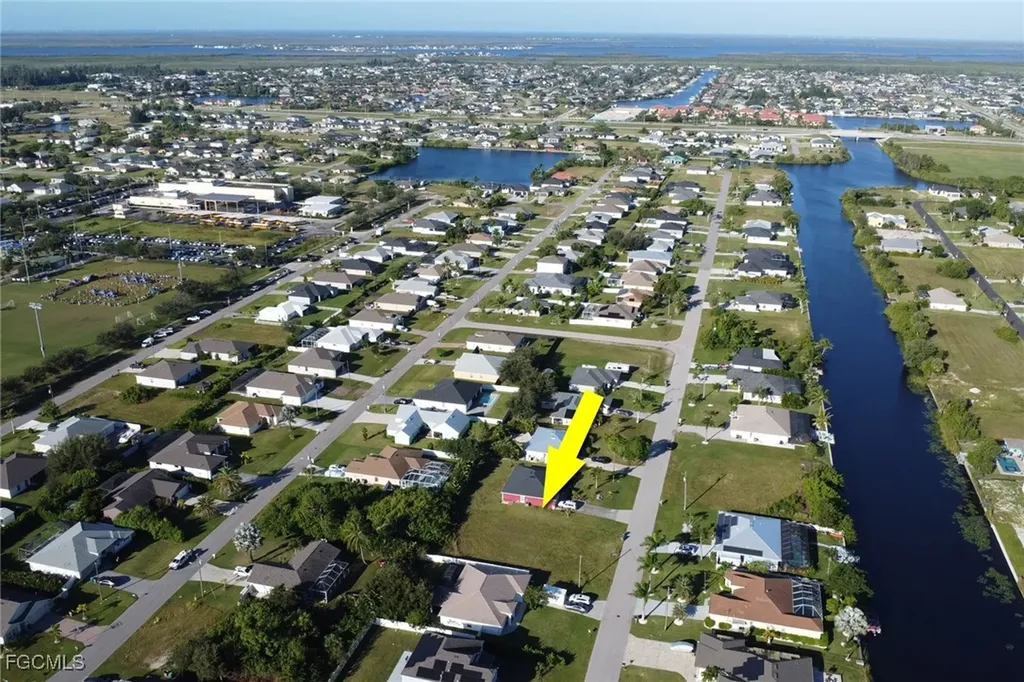 2712 SW 2nd Terrace Cape Coral FL 33991
