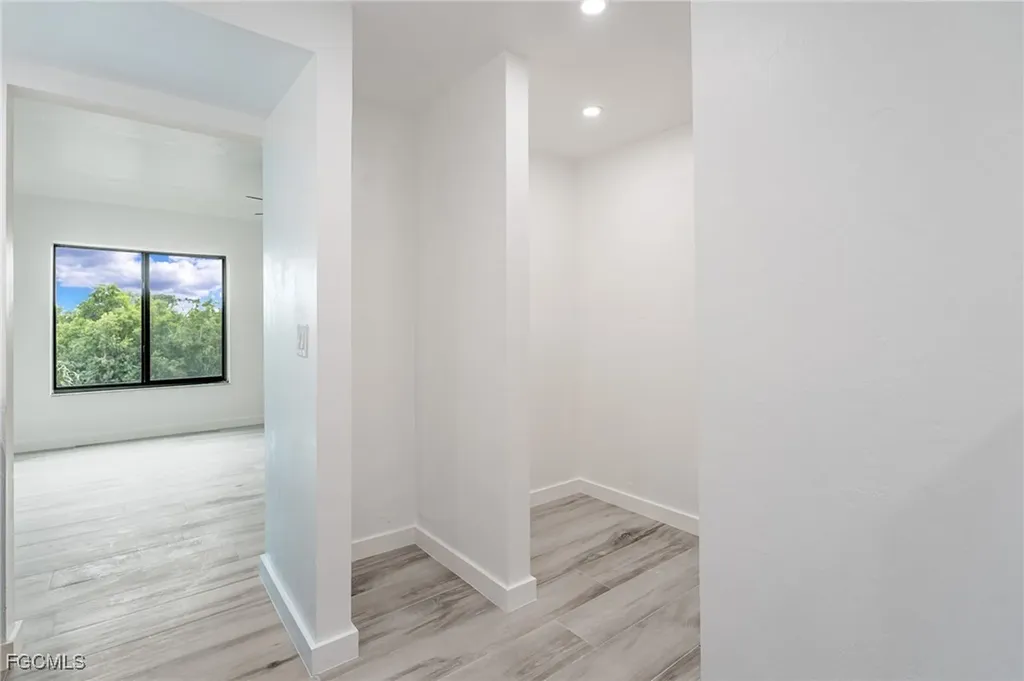 2067 W Lakeview Boulevard North Fort Myers FL 33903