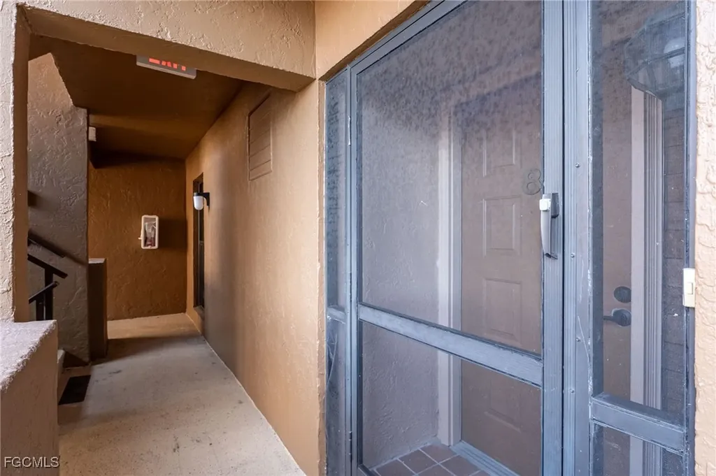 2067 W Lakeview Boulevard North Fort Myers FL 33903