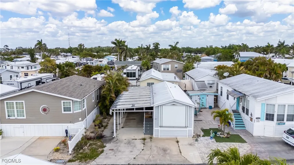 5756 Pink Panther Drive Fort Myers FL 33908