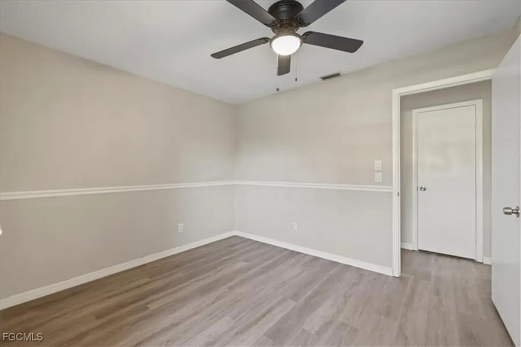 27580 Wisconsin Street Bonita Springs FL 34135