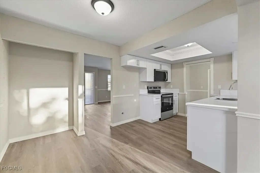 27580 Wisconsin Street Bonita Springs FL 34135