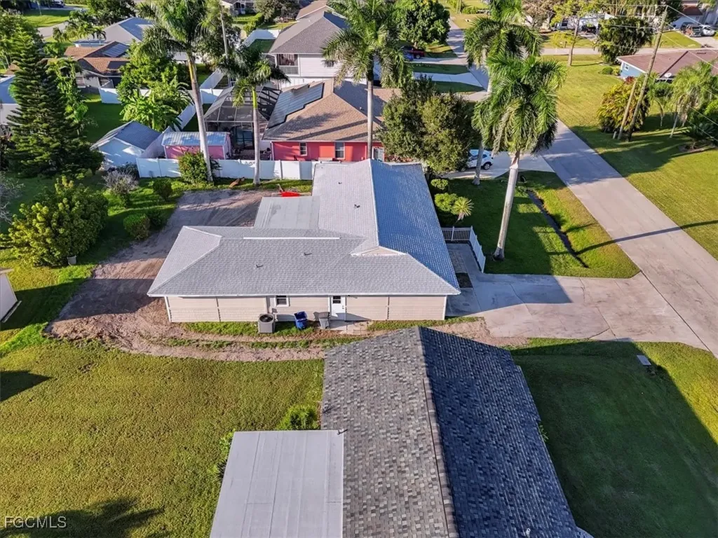 27580 Wisconsin Street Bonita Springs FL 34135