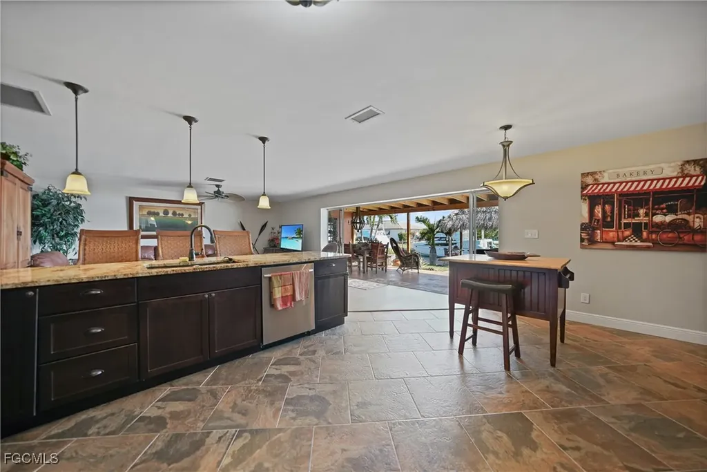 4536 Vinsetta Avenue North Fort Myers FL 33903
