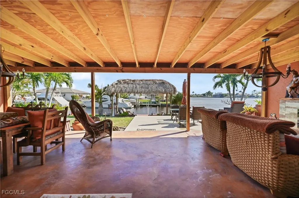 4536 Vinsetta Avenue North Fort Myers FL 33903