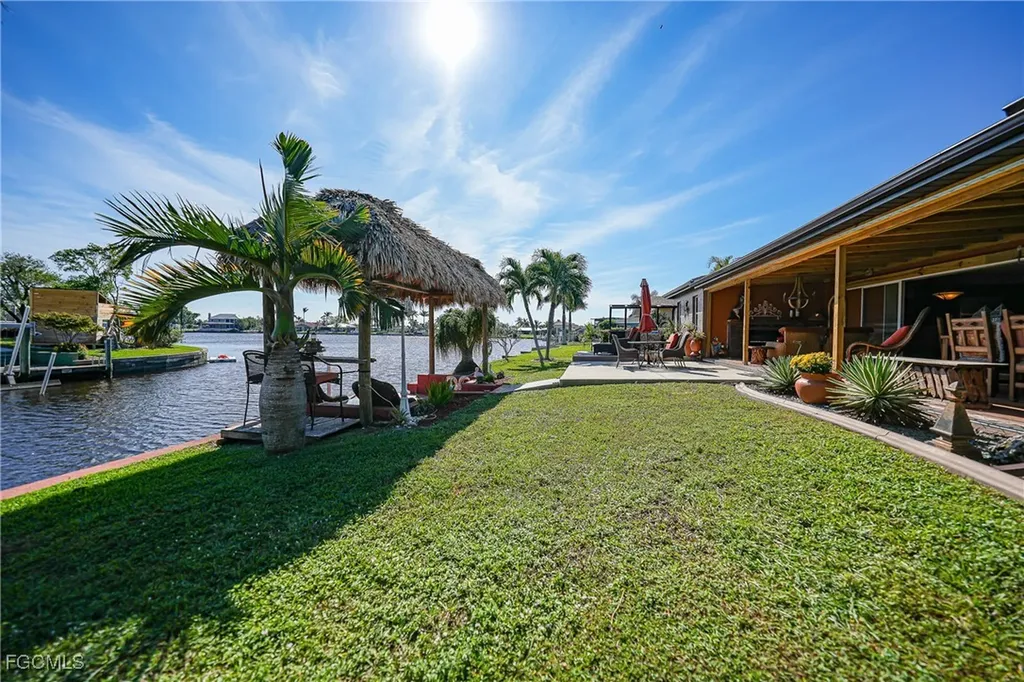 4536 Vinsetta Avenue North Fort Myers FL 33903