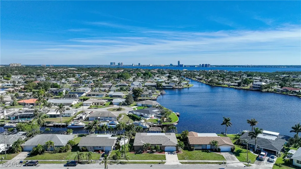 4536 Vinsetta Avenue North Fort Myers FL 33903
