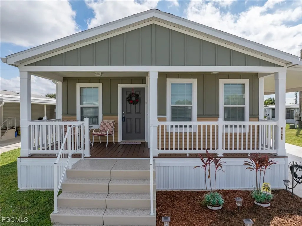 3145 Venus Lane North Fort Myers FL 33903