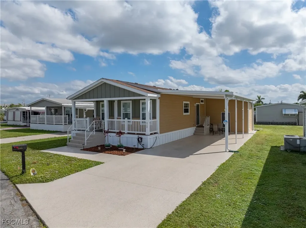 3145 Venus Lane North Fort Myers FL 33903