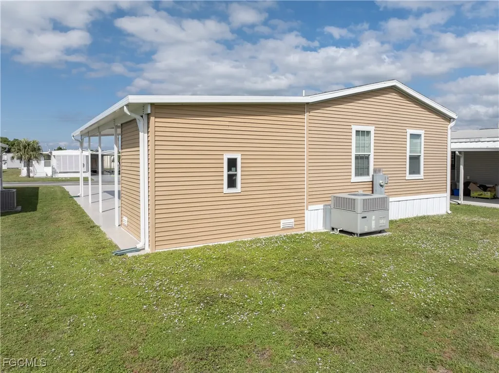 3145 Venus Lane North Fort Myers FL 33903