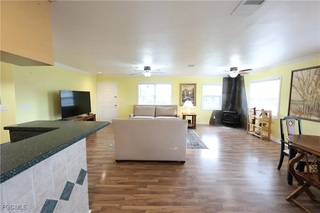 8642 Whispering Pines Drive St. James City FL 33956