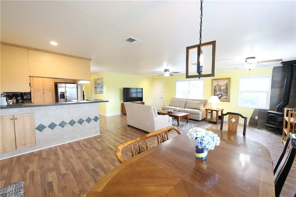 8642 Whispering Pines Drive St. James City FL 33956