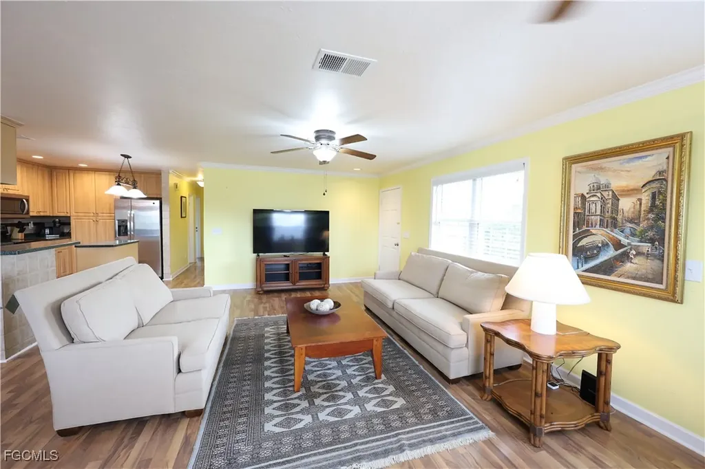8642 Whispering Pines Drive St. James City FL 33956