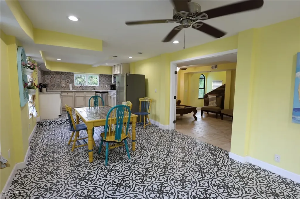 8642 Whispering Pines Drive St. James City FL 33956