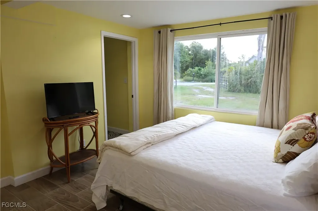8642 Whispering Pines Drive St. James City FL 33956