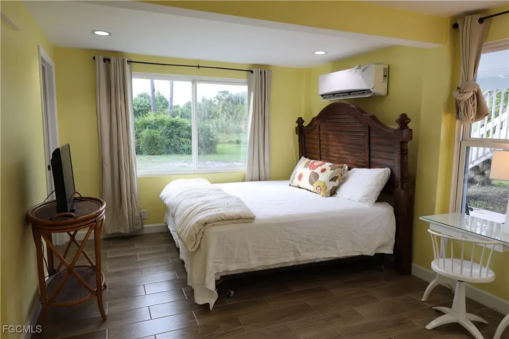 8642 Whispering Pines Drive St. James City FL 33956