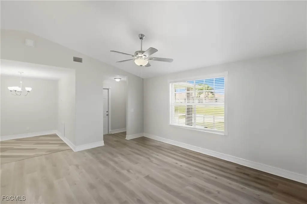 1505 NE 6th Place Cape Coral FL 33909