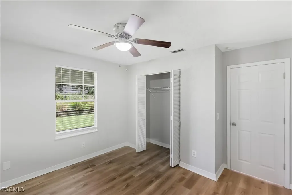 1505 NE 6th Place Cape Coral FL 33909