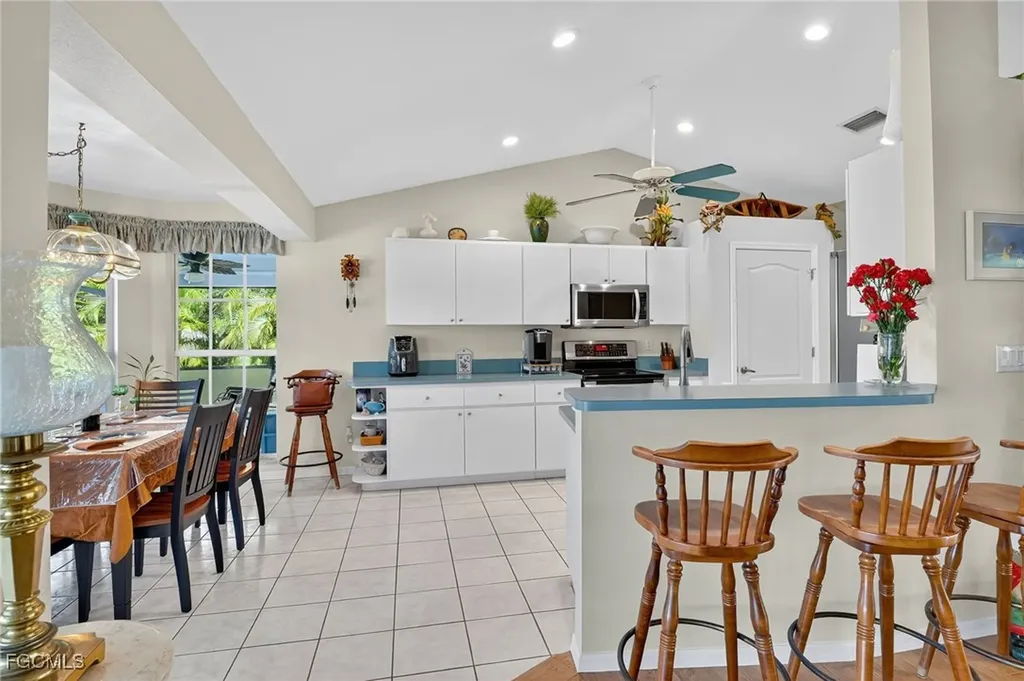 4306 SW 3rd Avenue Cape Coral FL 33914