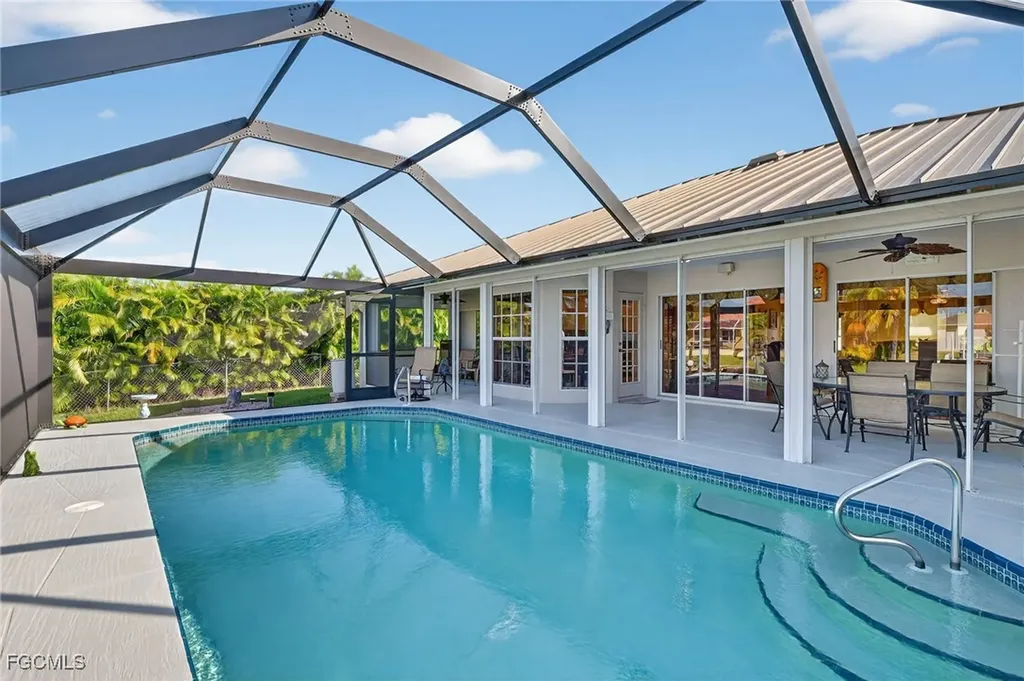 4306 SW 3rd Avenue Cape Coral FL 33914