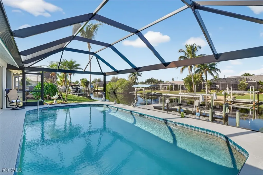 4306 SW 3rd Avenue Cape Coral FL 33914