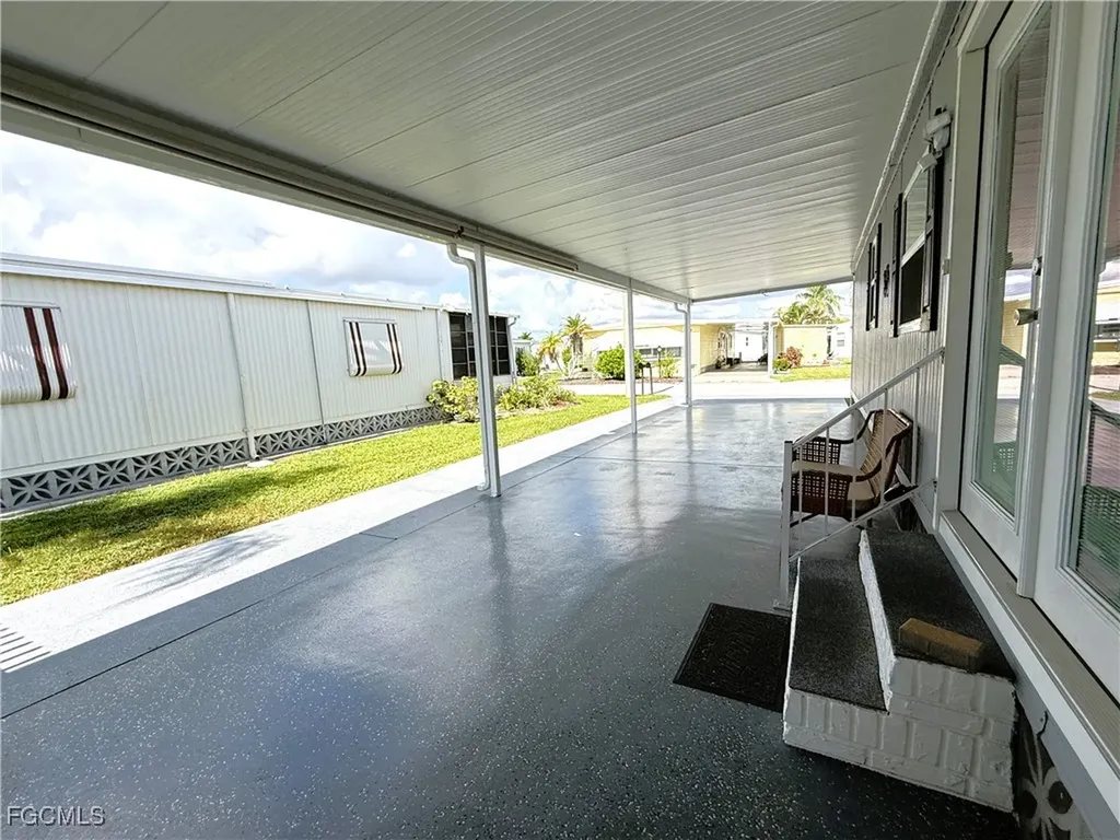 472 Nicklaus Boulevard North Fort Myers FL 33903