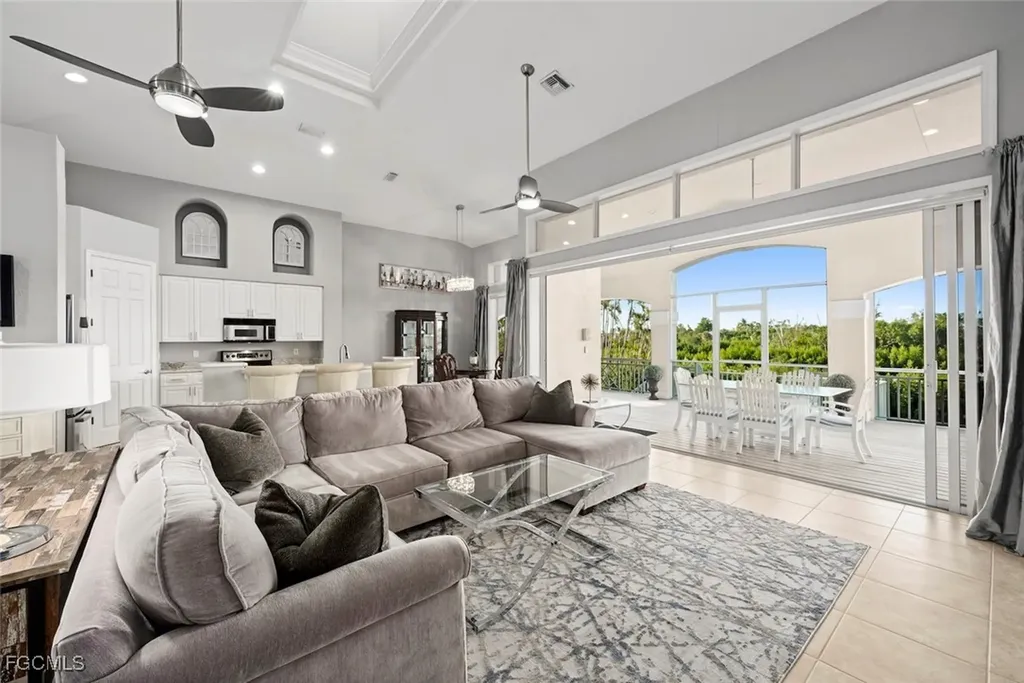 824 Birdie View Point Sanibel FL 33957