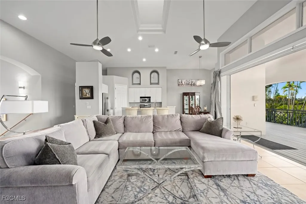 824 Birdie View Point Sanibel FL 33957