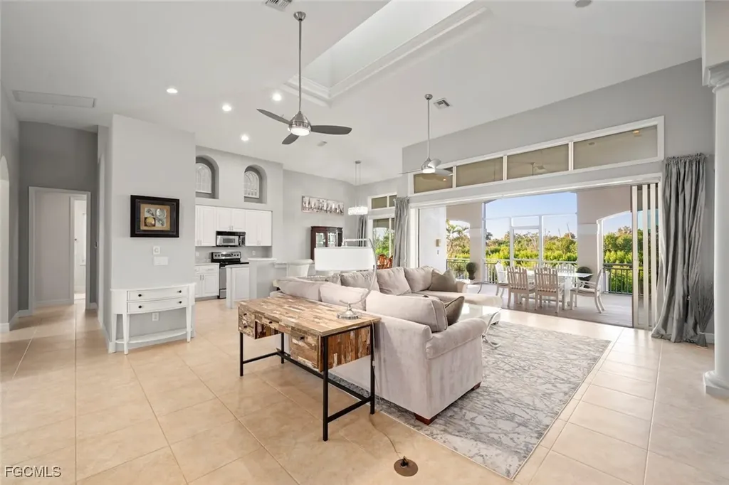 824 Birdie View Point Sanibel FL 33957