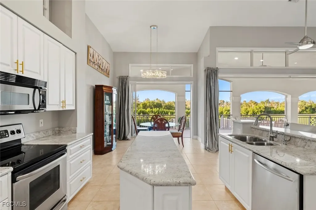 824 Birdie View Point Sanibel FL 33957