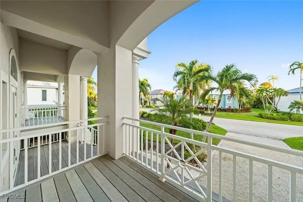 824 Birdie View Point Sanibel FL 33957
