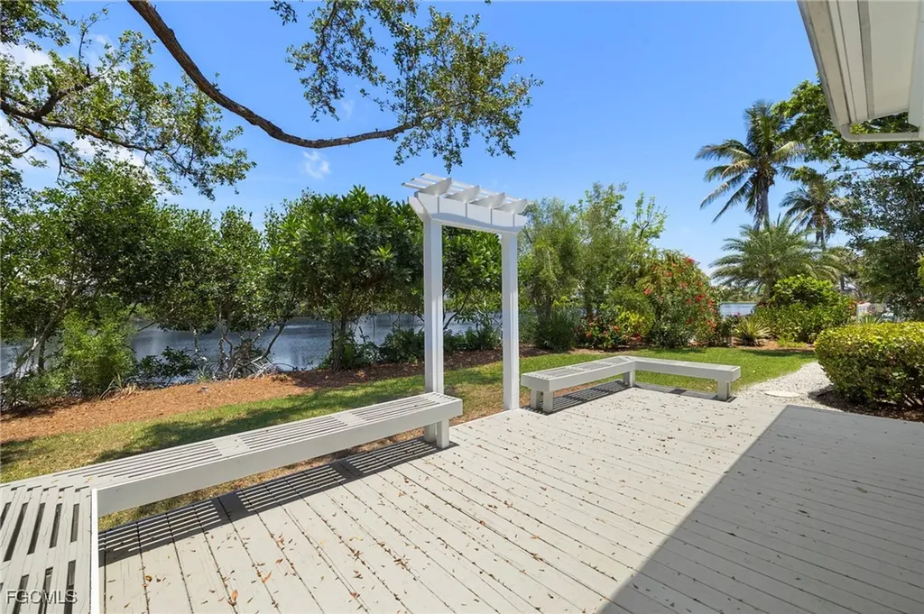 1517 Sand Castle Road Sanibel FL 33957