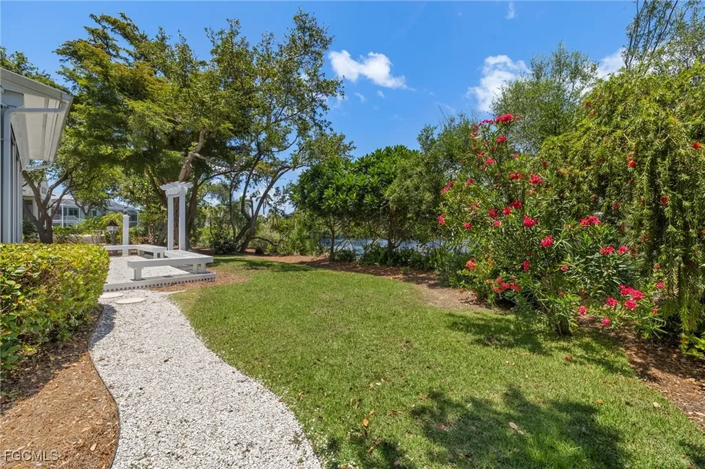 1517 Sand Castle Road Sanibel FL 33957