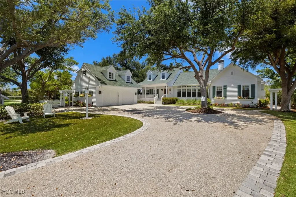 1517 Sand Castle Road Sanibel FL 33957