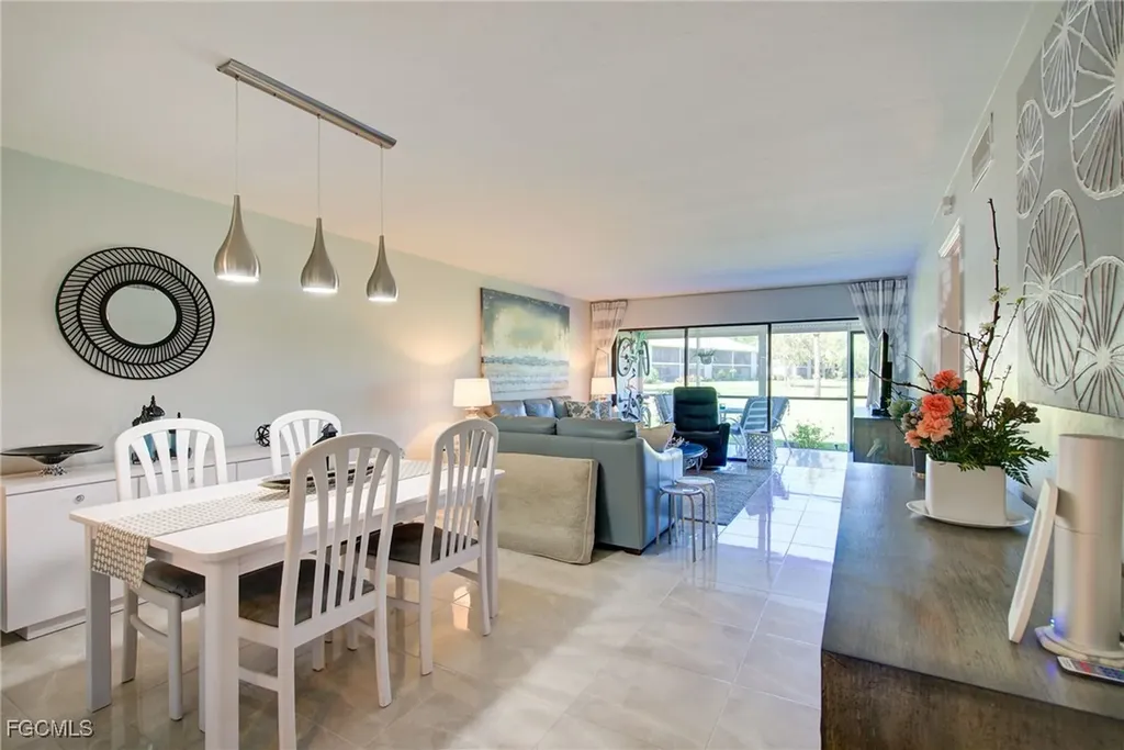 1232 Commonwealth Circle Naples FL 34116