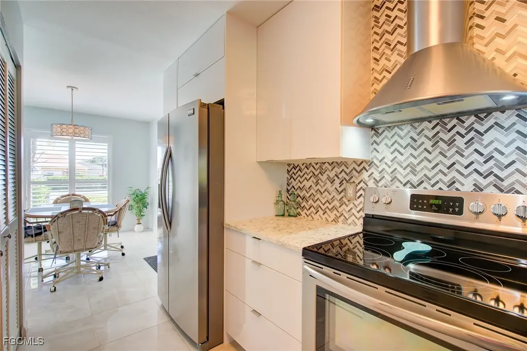 1232 Commonwealth Circle Naples FL 34116
