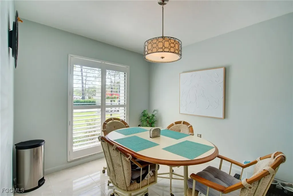1232 Commonwealth Circle Naples FL 34116