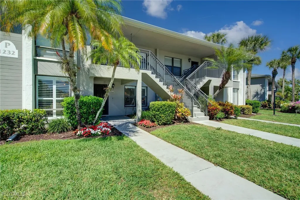 1232 Commonwealth Circle Naples FL 34116