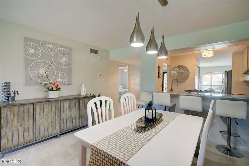 1232 Commonwealth Circle Naples FL 34116